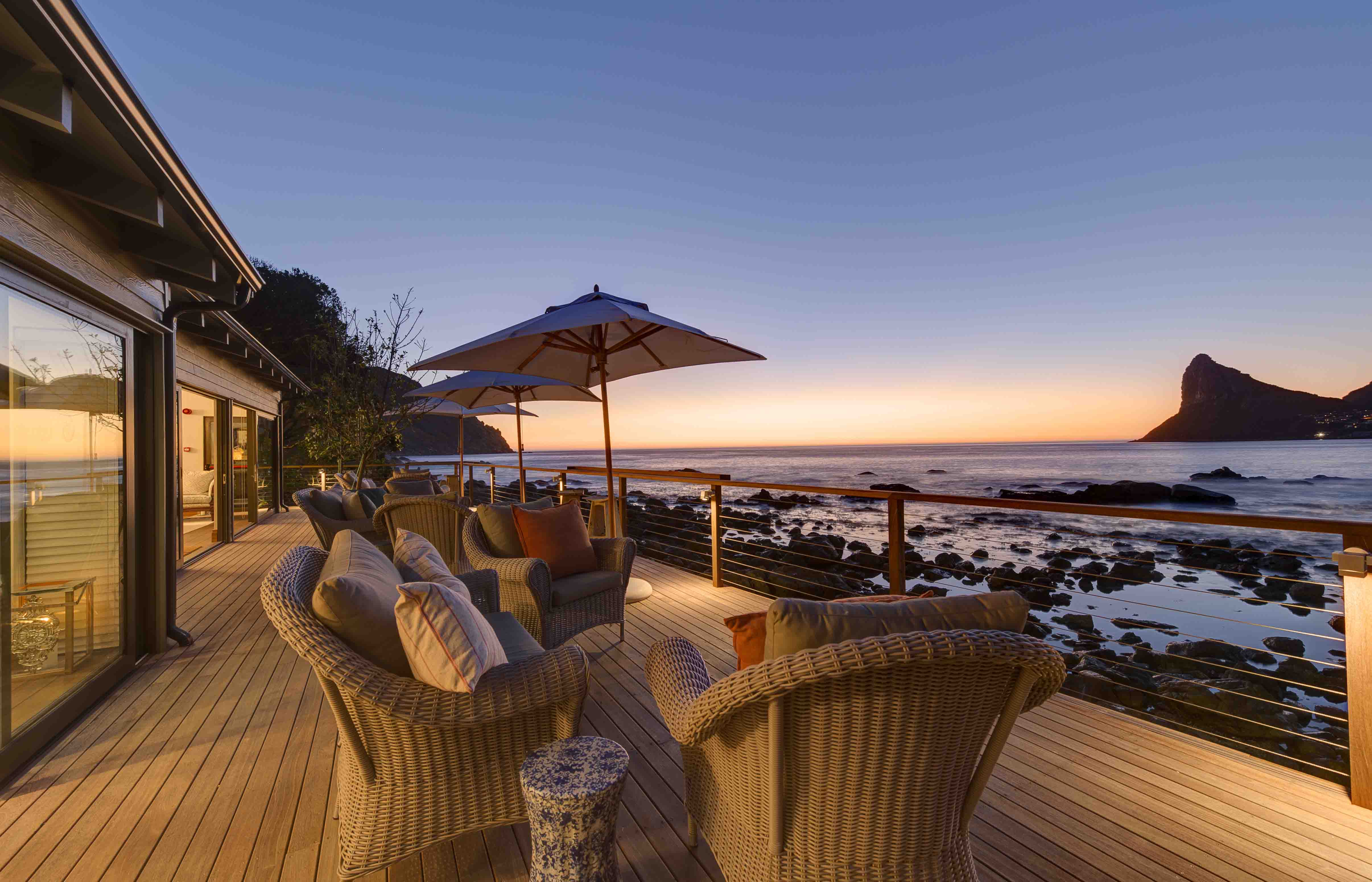 Luxury African Safari, 5 star service, best African Safari lodges and wildlife viewing